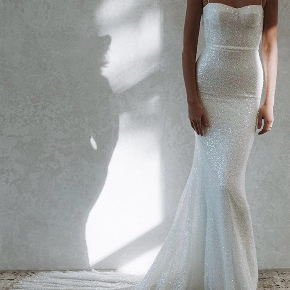 Elegant White Strapless Gown